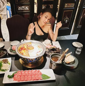 Phuong Oanh And Shark Binh Turn Heads With Stylish US Vacation Outfits - image 9
