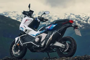 The 2026 Honda X-ADV: A Luxury Adventure Scooter with Car-Level Pricing - image 9