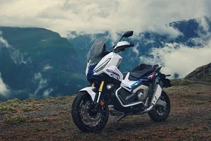 The 2026 Honda X-ADV: A Luxury Adventure Scooter with Car-Level Pricing - image 4