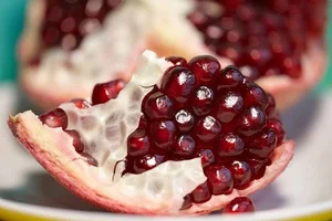 The Pomegranate: Decoding the Symbolism of the 'Fruit with a Hundred Pearl Seeds' - image 2