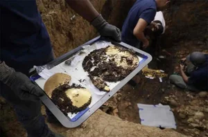 Shocking Archaeological Discovery: Rare Ancient Treasures Unearthed, Leaving Historians and Experts Astonished - image 2