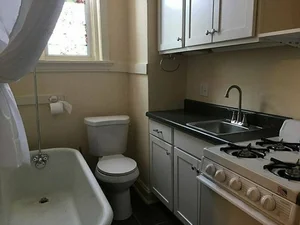 Hilarious and Bizarre Interior Design Fails That Will Make You Cringe - image 3