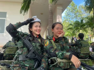 Who Is the Beautiful Girl Seen Chatting with General Phan Van Giang? - image 9