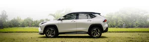 Toyota Yaris Cross Hybrid: Fuel Efficiency and Advanced Tech Drive Success - image 0