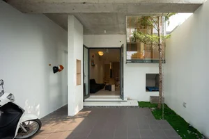 Khanh House: A Beautiful Two Story Japanese Zen Style Home - image 11