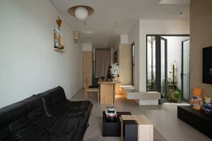 Khanh House: A Beautiful Two Story Japanese Zen Style Home - image 2