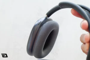 AirPods Max 2 Review: Hidden Performance Upgrades Behind a Familiar Iconic Apple Design - image 4