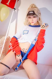 Stunning Sports-Themed Cosplay: Celebrating Athletic Aesthetics and Creative Fashion - image 22