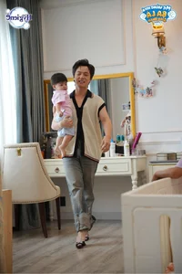 Dang Khoi’s Son Channels 'Cinderella' and Mom Duong’s Sweet Surprises About Her Daughter - image 0