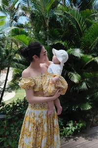 Runner-up Tu Anh and Daughter Melt Hearts in Matching Outfits - image 8