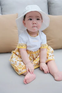 Runner-up Tu Anh and Daughter Melt Hearts in Matching Outfits - image 4