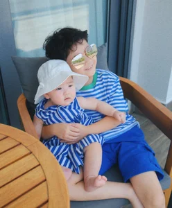 Runner-up Tu Anh and Daughter Melt Hearts in Matching Outfits - image 3