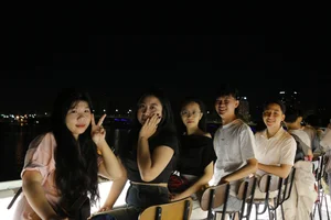 Da Nang Youth Embrace Early Morning Coffee and Han River Sunrises - image 10