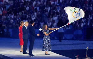 Paris 2024 Olympics Closing Ceremony: A Spectacular Farewell - image 15