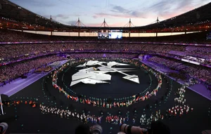 Paris 2024 Olympics Closing Ceremony: A Spectacular Farewell - image 7