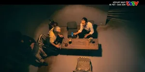 Doc Dao Episode 28 Highlights: Hong's First Tense Encounter with Quan 'Gia' - image 5