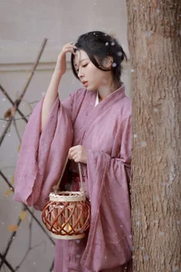 Modern Aesthetic Mastery: YiTuYu Art Language Vol.7234 Featuring Han - image 10