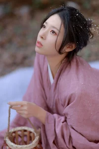 Modern Aesthetic Mastery: YiTuYu Art Language Vol.7234 Featuring Han - image 18