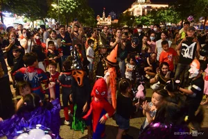 Vibrant Halloween Celebrations at Nguyen Hue Pedestrian Street Saigon - image 1
