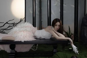 Vietnamese Star Praised by Thai Media Sparks Pregnancy Rumors Over Modest Outfits - image 0