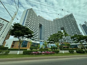 The Surprising Modern and Grand Architecture of Pyongyang, North Korea - image 10