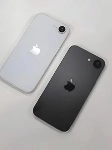 iPhone SE 4 Design Leaked: Surprising New Look Departs From Rumors, Leaving Apple Fans Amazed - image 5
