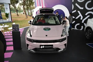 Top Sustainable Cars of the Year 2024: Highlights from the Vietnam Sustainable Vehicle Exhibition - image 8