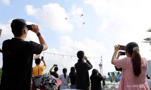 Witnessing Fighter Jets Over Ho Chi Minh City's Iconic Landmarks - image 1