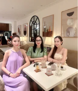Former Hot Girl Hanh Sino Shares Breathtaking Wedding Photos in France - image 2