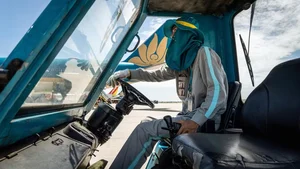 Extreme Heat Alert: Noi Bai Airport Runway Temperatures Hit Record 71°C - image 5