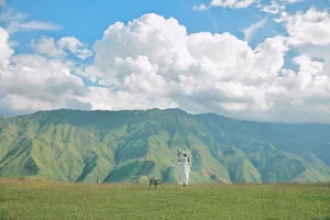 Discovering Ta Xua Steppe: Vietnam's Breathtaking 'Miniature Switzerland' - image 0