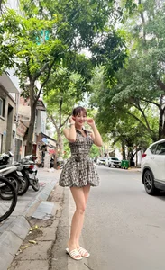 Vietnamese Celebrity Spotlight: Miss Ha Kieu Anh Celebrates Elegant Birthday Milestone - image 3