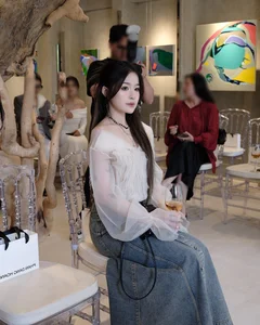 Vietnamese Influencer Chao Welcomes Summer in Stylish Bikini Fashion - image 7