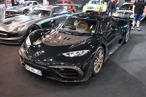 Million-Dollar Mercedes-AMG One Hypercar Destroyed in Sudden Fire in Germany - image 8