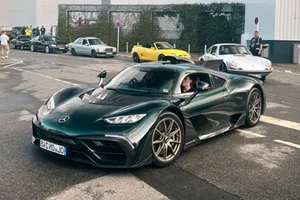 Million-Dollar Mercedes-AMG One Hypercar Destroyed in Sudden Fire in Germany - image 3