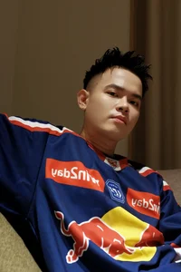MT-Pop: From Self-Taught Dancer to International Street Dance Legend - image 0