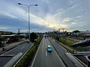Ho Chi Minh City Gateways: Traffic Flow at the Holiday's End - image 9
