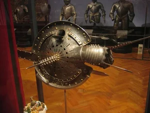 Wavy Blades and the Strangest Weapons of the Medieval Era - image 8
