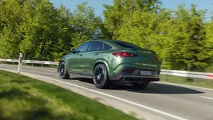 Inside the New Mercedes-AMG GLE and GLS: 603 HP V8 Power - image 11