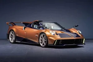 One-of-a-Kind Pagani Huayra Roadster with Manual Transmission Unveiled - image 2