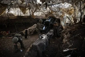 Ukraine Transforms Sumy Forest into Defensive Stronghold Amid Russian Troop Buildup - image 12
