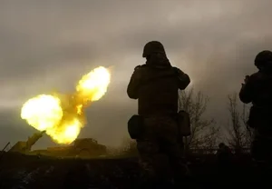 Ukraine Transforms Sumy Forest into Defensive Stronghold Amid Russian Troop Buildup - image 10
