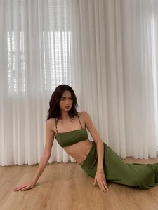 Tang Thanh Ha Niece Beauty Pageant Journey Stunning Visuals and Goddess Body - image 3