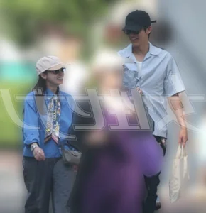 Rumored 'Broken Up' K-Drama Couple Spotted on Secret Date in Seoul - image 7