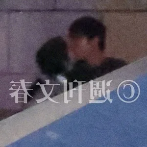 Rumored 'Broken Up' K-Drama Couple Spotted on Secret Date in Seoul - image 3
