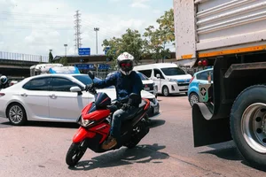 Suzuki Easy 115 Review: The Compact Scooter with Surprising Power and Efficiency - image 9