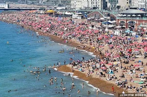 Daily Life in Europe Amidst Record-Breaking Heatwaves - image 1