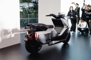 OMO X Self-Balancing Smart Electric Motorcycle Officially Hits the Market - image 0