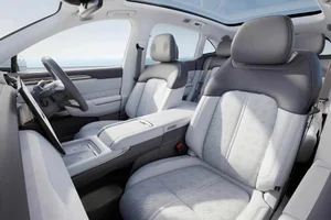 2026 Zeekr 7X Electric SUV: Premium Design, Luxury Interior, and Advanced Technology Redefining the Modern Family EV Experience - image 5