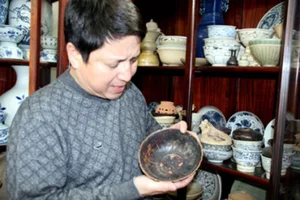 Inside the Impressive Antique Collection of Vietnamese Artist Chi Trung - image 7